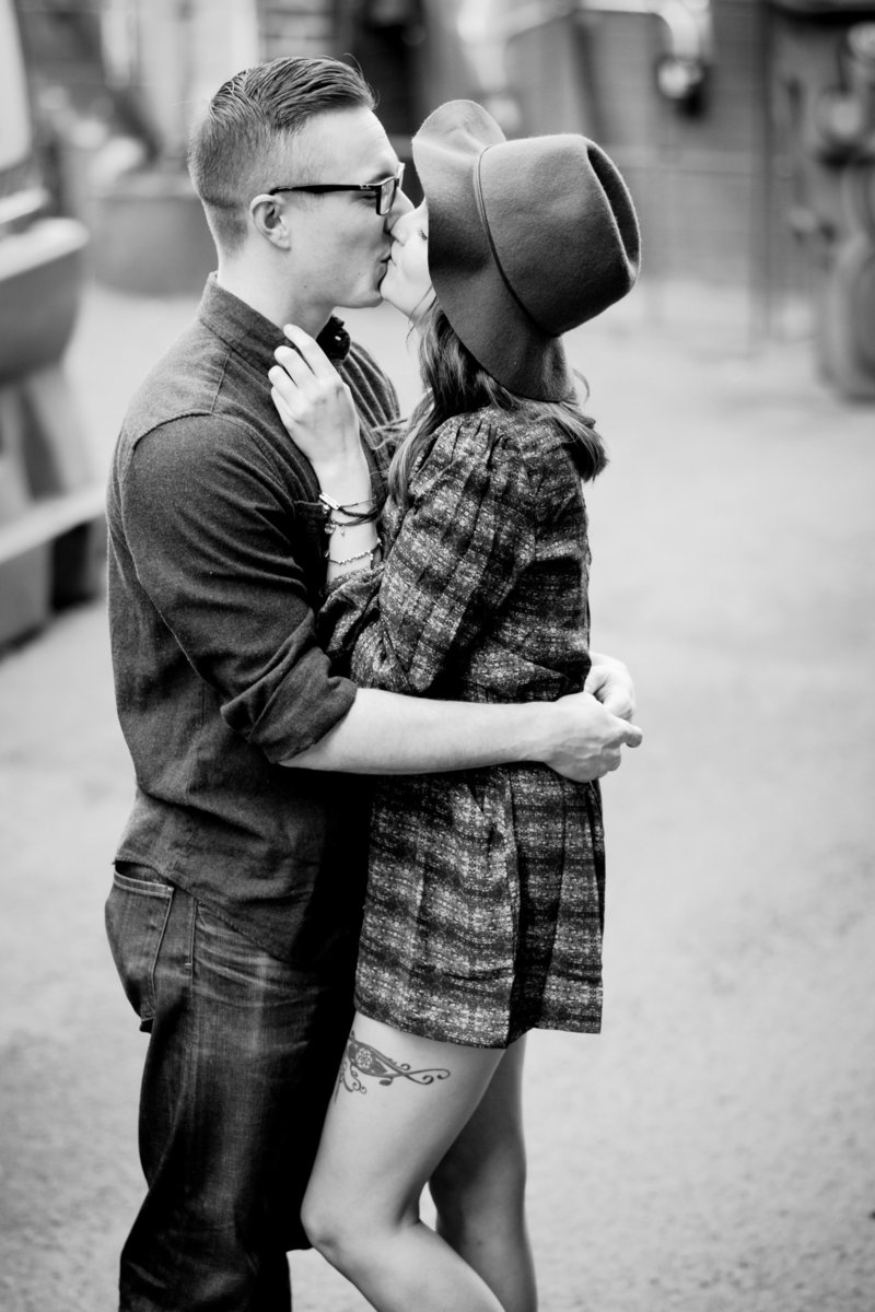 Frothy-Monkey-Coffee-Shop-Engagement-Session-Downtown-Nashville-Wedding-Photographers+4