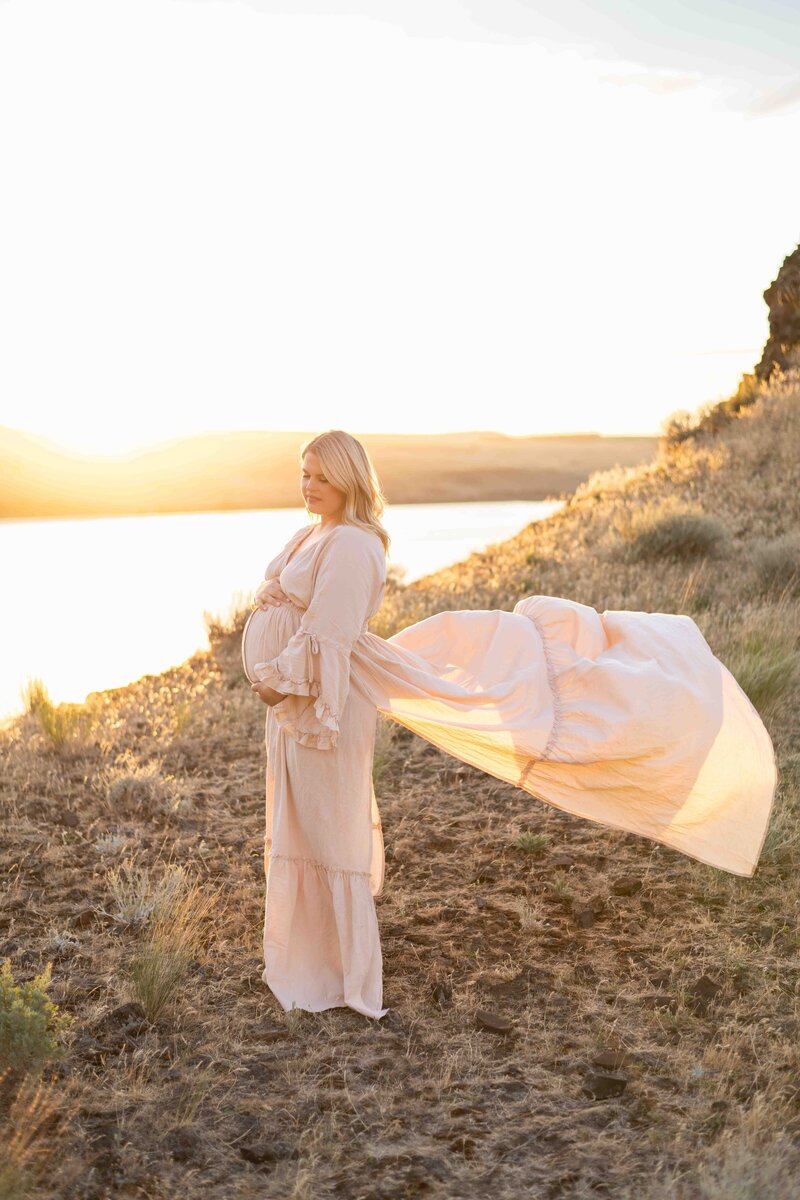 tri-cities-wa-maternity-baby-photographer-2024-9