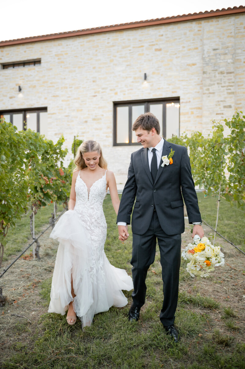 Allie Goodspeed is a wedding photographer based out of Austin, Texas serving Texas and beyond.