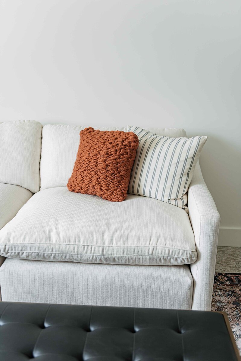 Hobson-Sectional-9