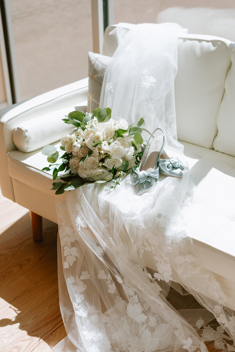GlassBoxWeddingPhotography_Raleigh-2