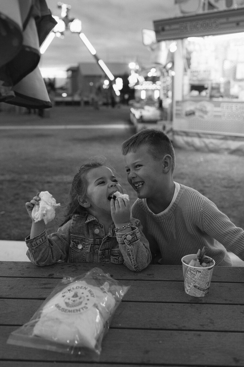 Boorer Family - Sneak Peek-3_websize-2