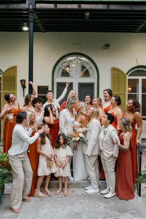 2+HEMINGWAY+HOME+KEY+WEST+-+FLORIDA+KEYS+WEDDING+PLANNER+-+KEY+WEST+WEDDING+PLANNER+-+LITTLE+MISS+PLANNER+KEY+WEST+-+DUARTE+FLORAL+DESIGN+1