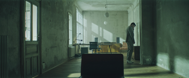 portrait-frame-woman-of-the-dead-dop-burchardt-08