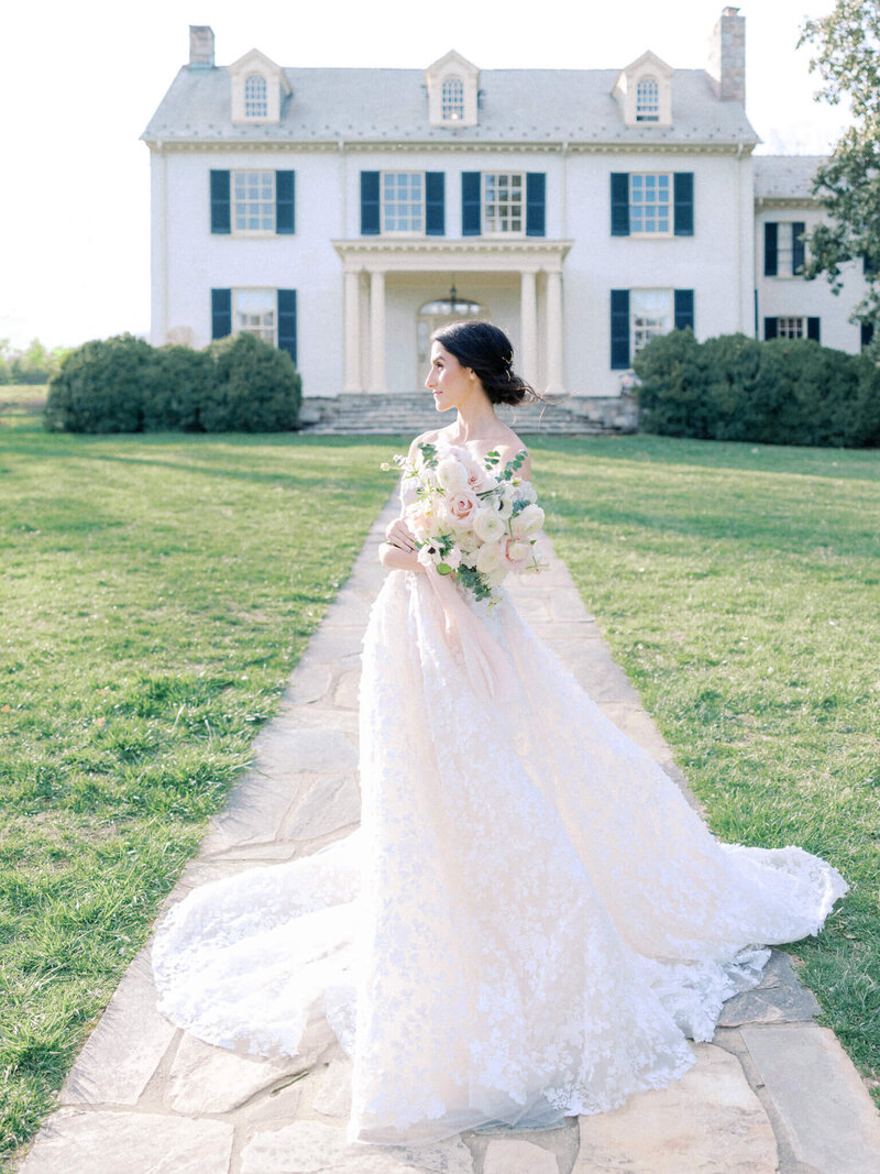 with_grace_and_gold_showit_theme_showit_themes_showit_template_showit_templates_showit_design_showit_designer_best70