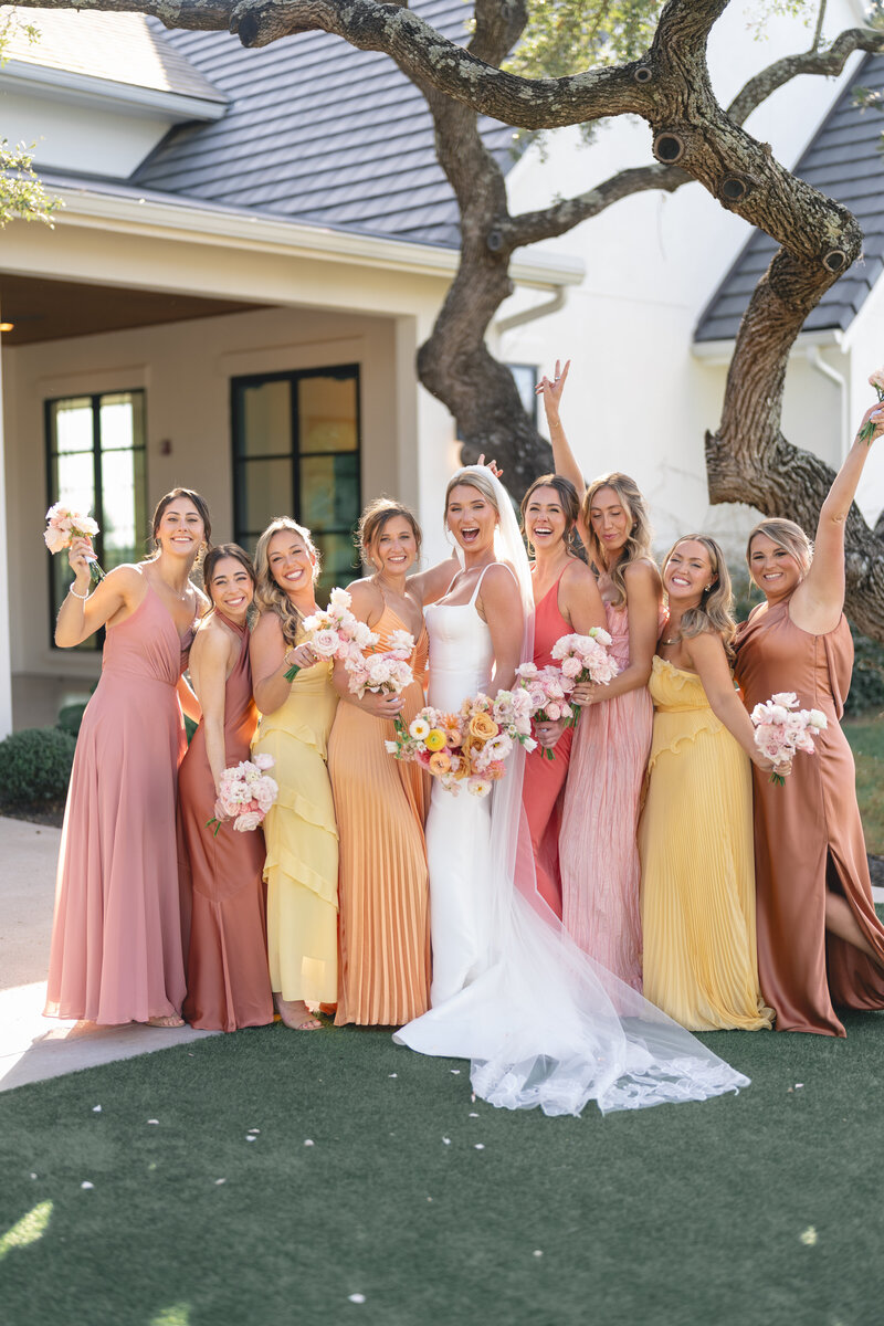the-arlo-wedding-party-paige-vaughn-photo4