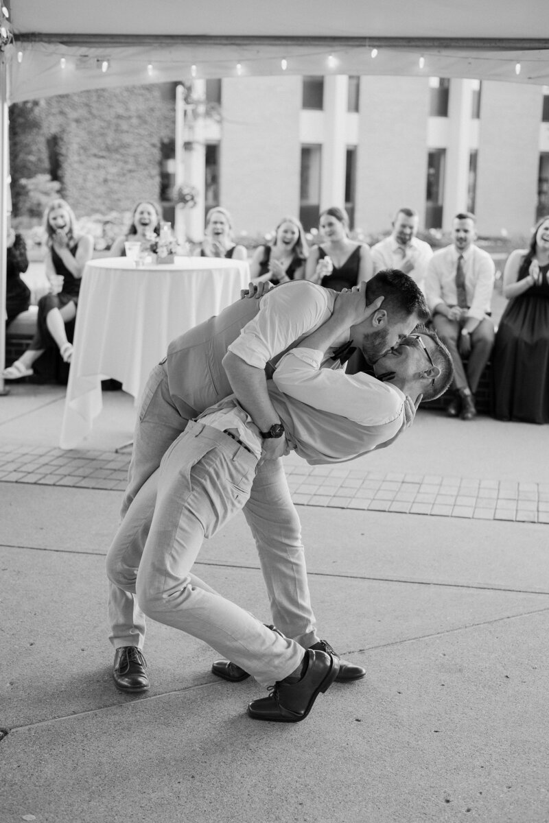 wedding photographer toledo-835