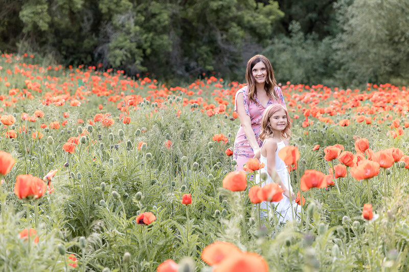 Top Best Utah Family High School Senior Children's Photographer Light and airy green field with flowers poppy flower field fall mountain field leaves photo session_Box Elder Campground-1702