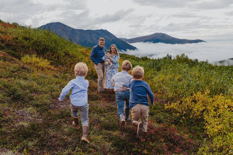 Alaska-Family-Arctic-Valley-D&A_61