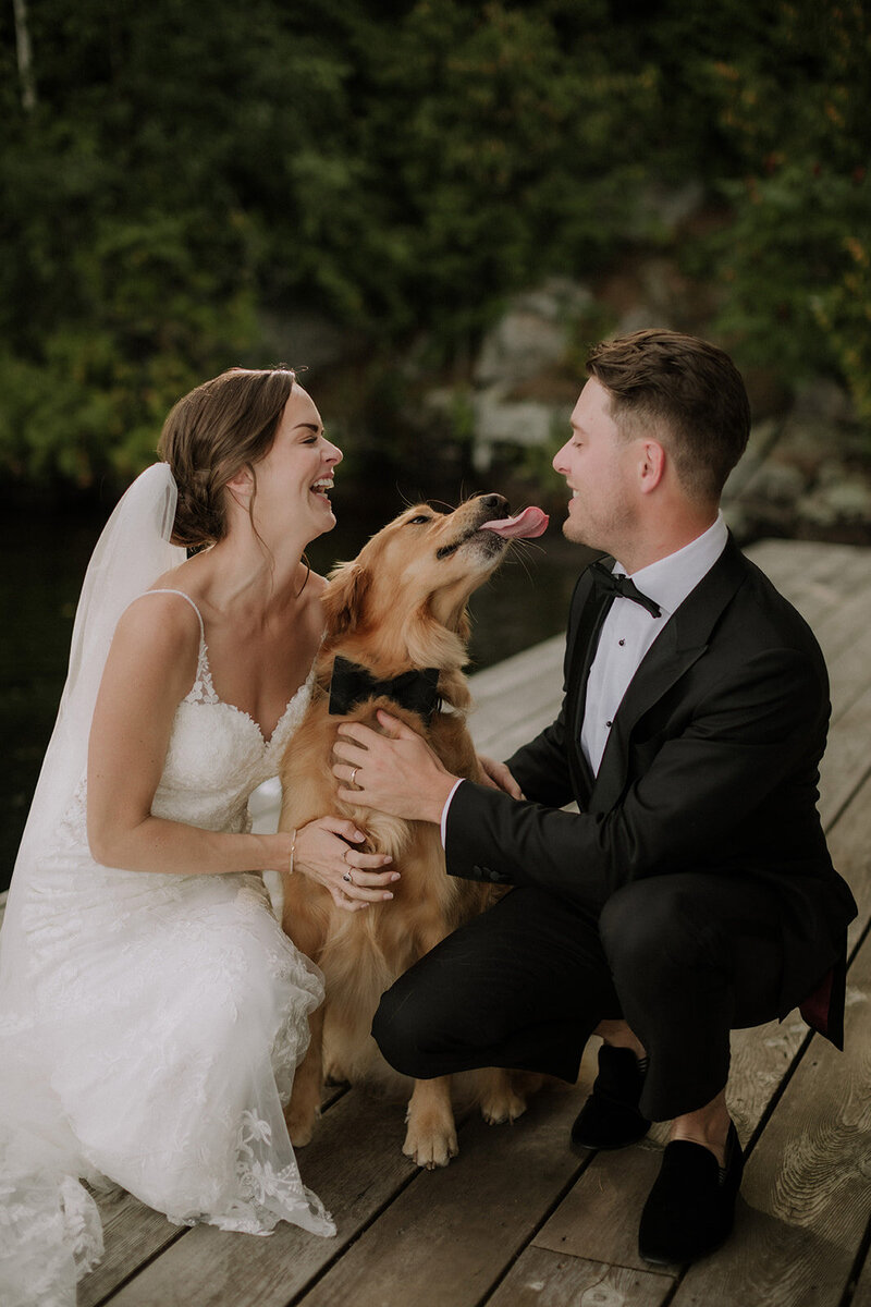 muskoka-intimate-elopement-wedding-falcons-nest-2