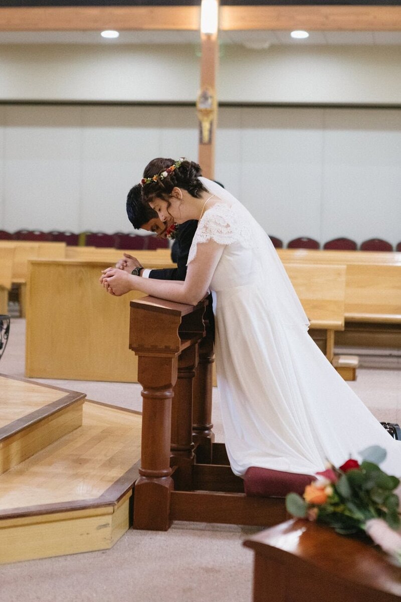 classic-and-documentary-style-wedding-photography-121