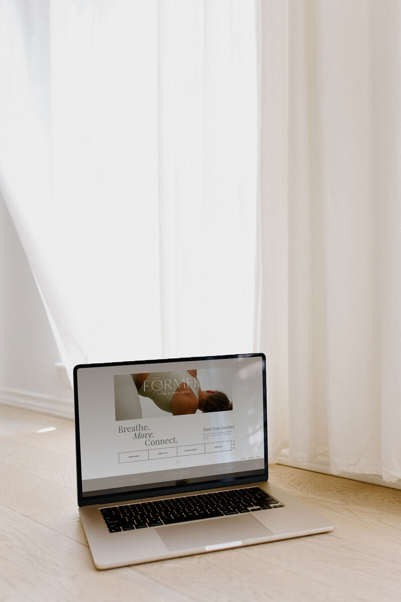 FORMFIT-homemockup2