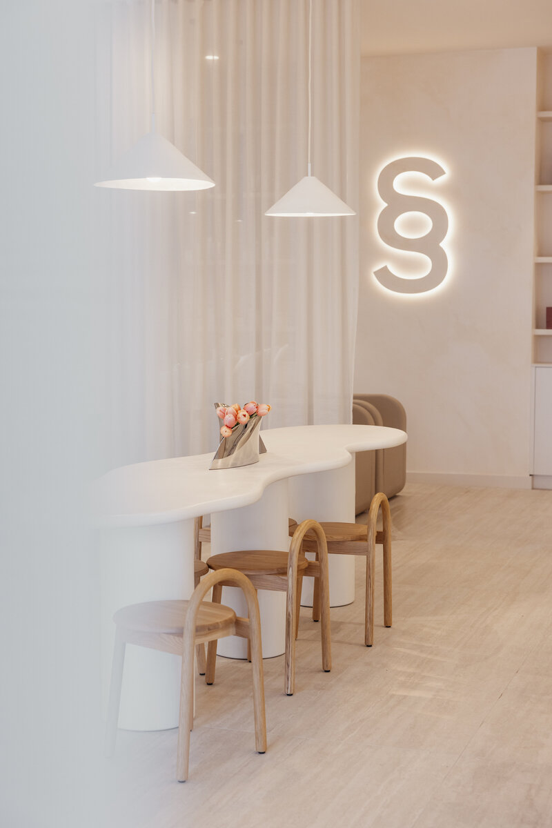Villa Studio is a strategic design studio crafting brands that connect.