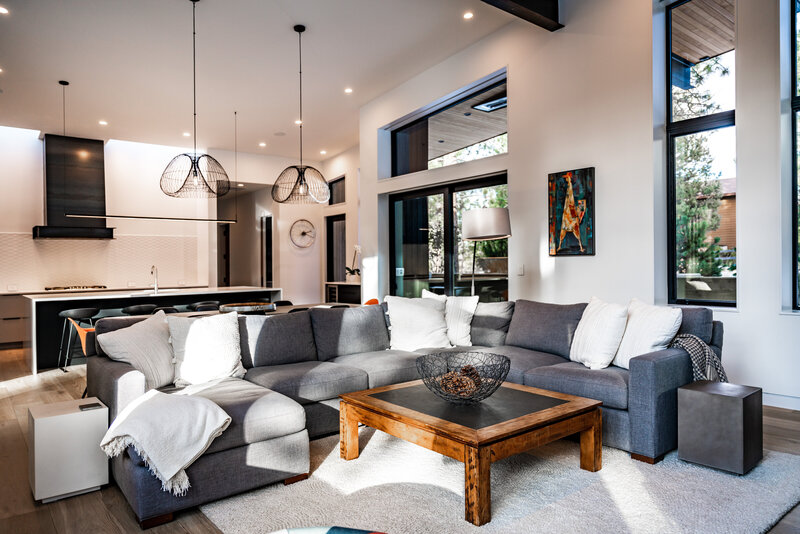 modern-mountain-home-interior-white-walls-black-steel