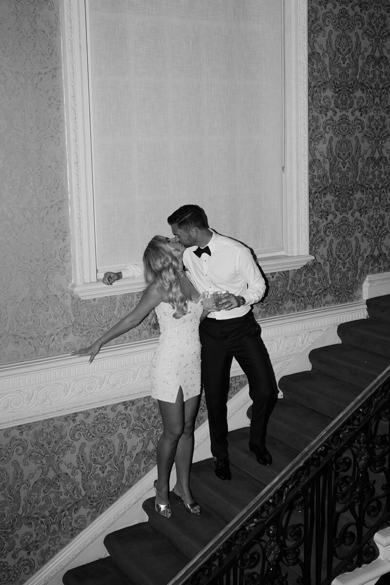 Emily&SeanPreviews_LynnShapiroPhotography-75
