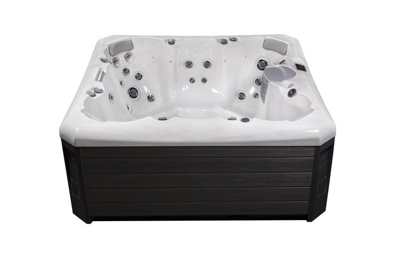 wellis-lima-life-hot-tub-hayden-lake-idaho