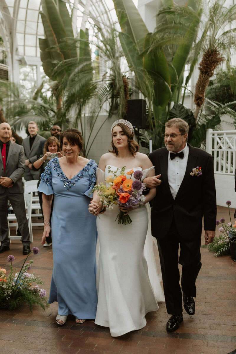Franklin park conservatory hotel leveque columbus ohio wedding ceremony photographer videographer film documentary midwest -63