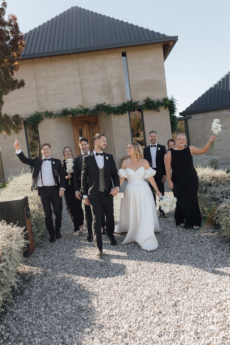 wedding bridal party rippon hall wanaka