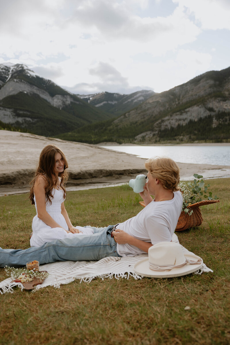 Caleb + Dani Engagement Sneak Peeks-16