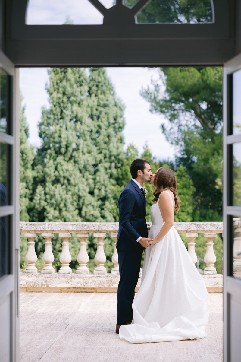 wedding chateau la tour vaucros aly michael victoria le petit-23