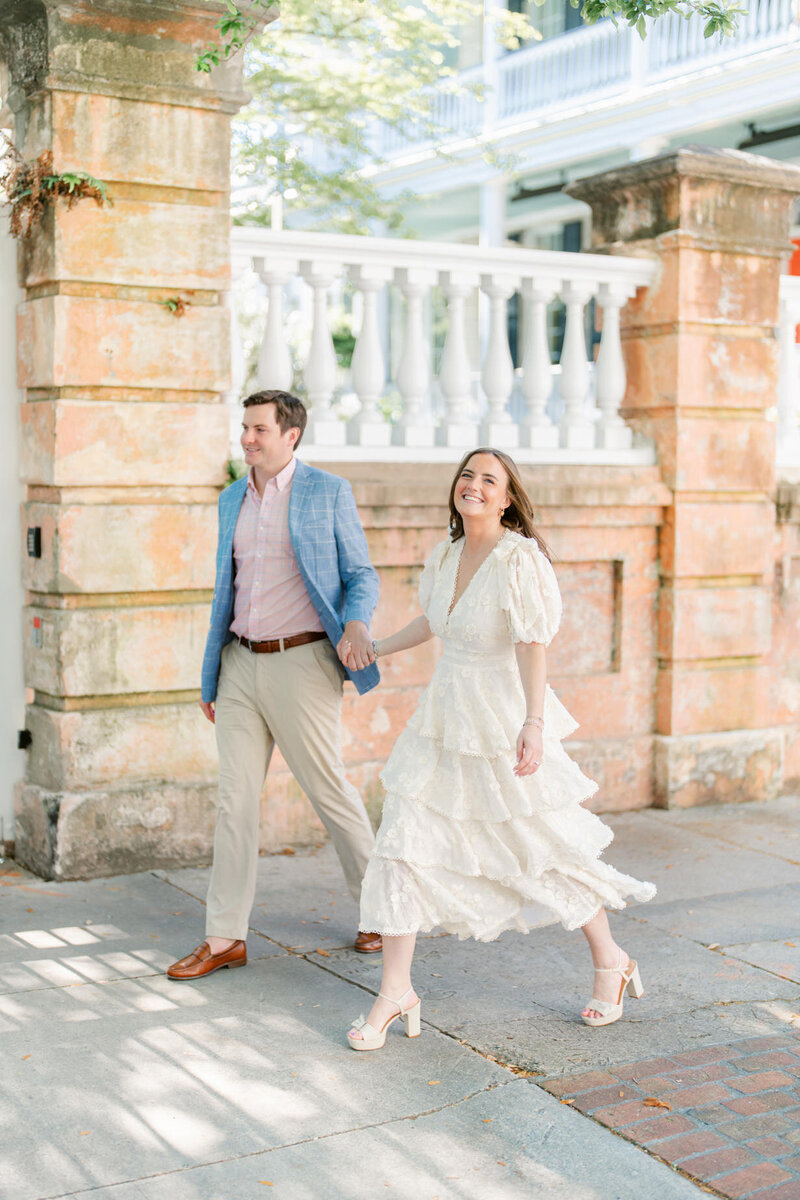 Charleston Engagement Photographers / Engagement photos in Charleston SC