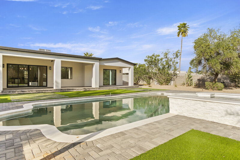 5-web-or-mls-6315-e-corrine-dr