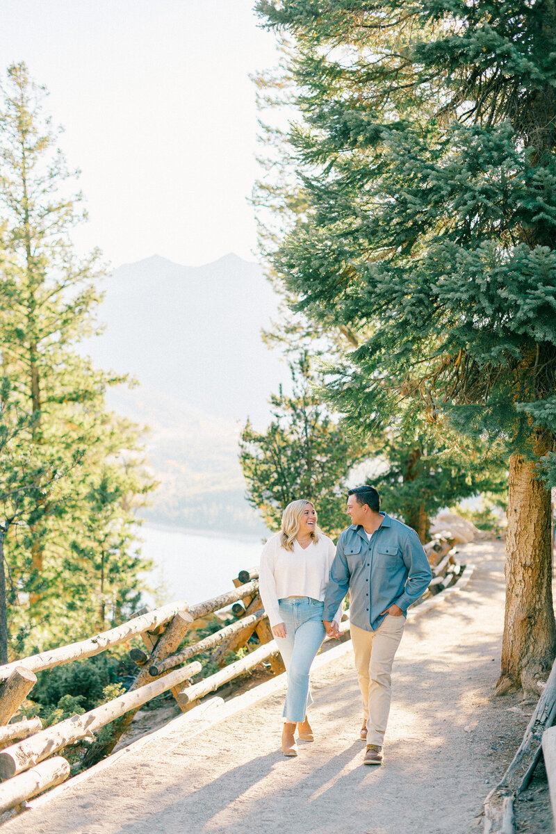 Breckenridge-Fall-Engagement-Photos-13