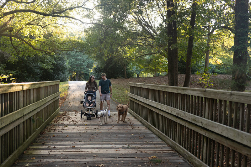 LightCreative_202310_SavannahSean_FamilyWalk_RaleighDocumentaryFamilyPhotographer_004_blog