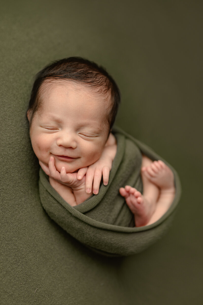 smiling-newborn