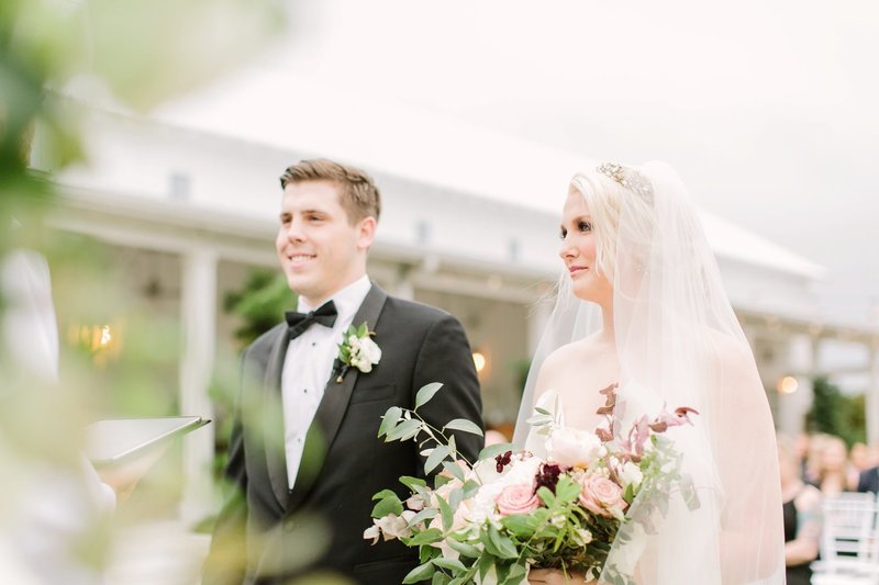 Houston-Wedding-Photographer-Mustard-Seed-Photography-The Farmhouse-Wedding-Allison-and-Robert_0020
