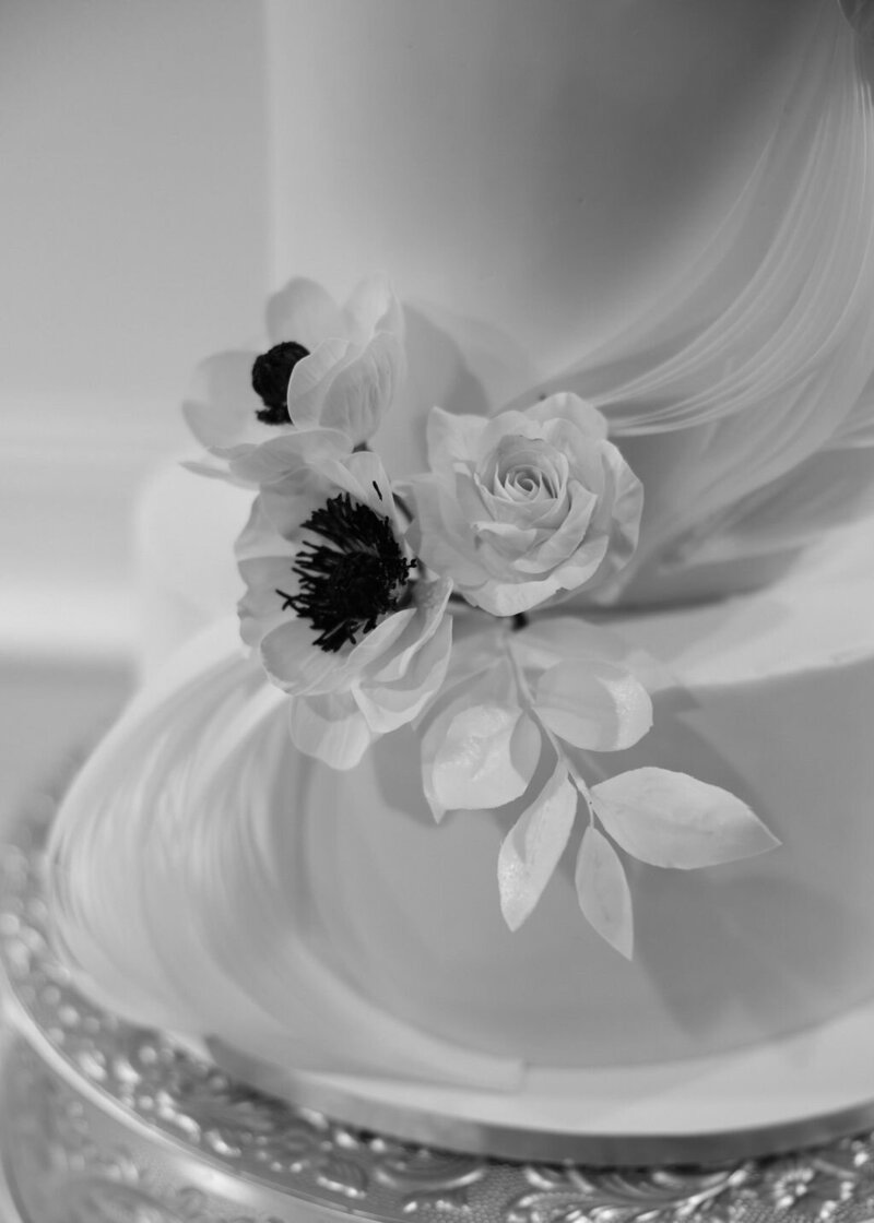Adding shade and tones to bring sugar flowers to life.