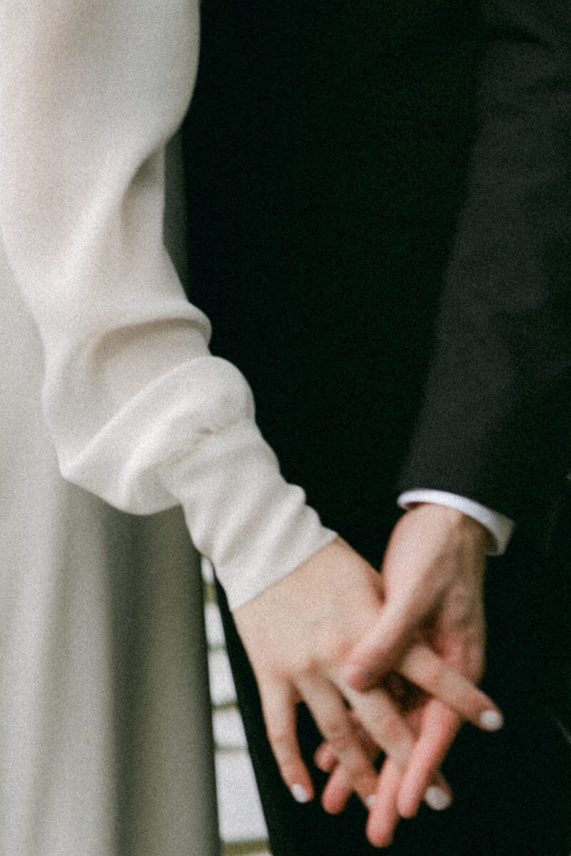Wedding photo of an Intimate and romantic wedding  photography session in Porvoo by photographer Hannika Gabrielsson
