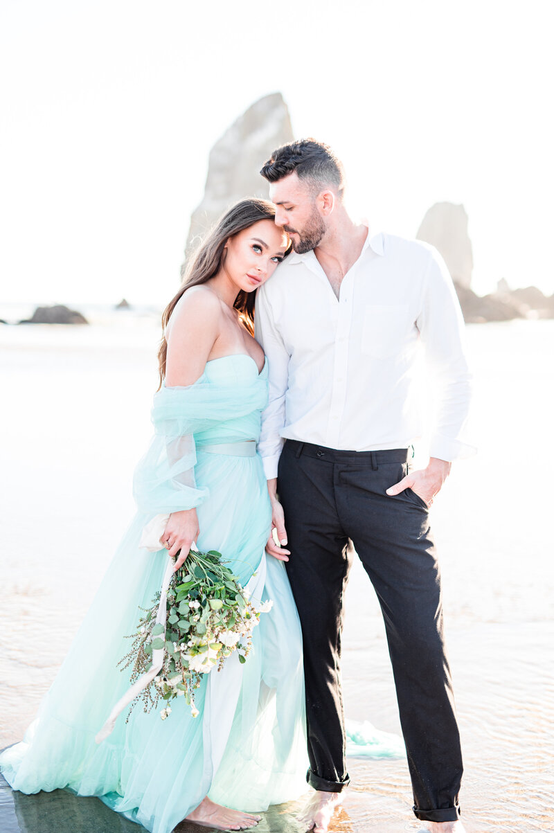 seattle-elopement-photographers-cannon-beach-wedding