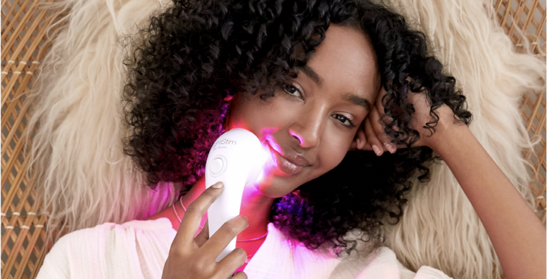 FDA cleared light therapy device