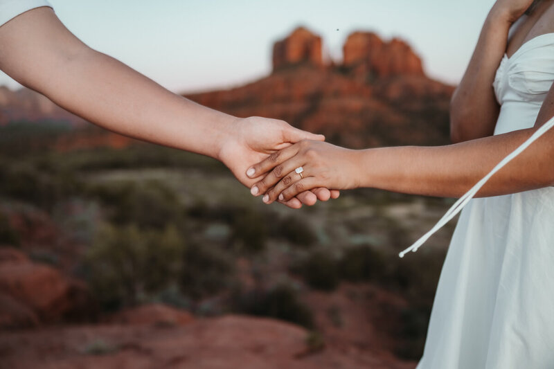 Sedona-Arizona-engagement-3-2