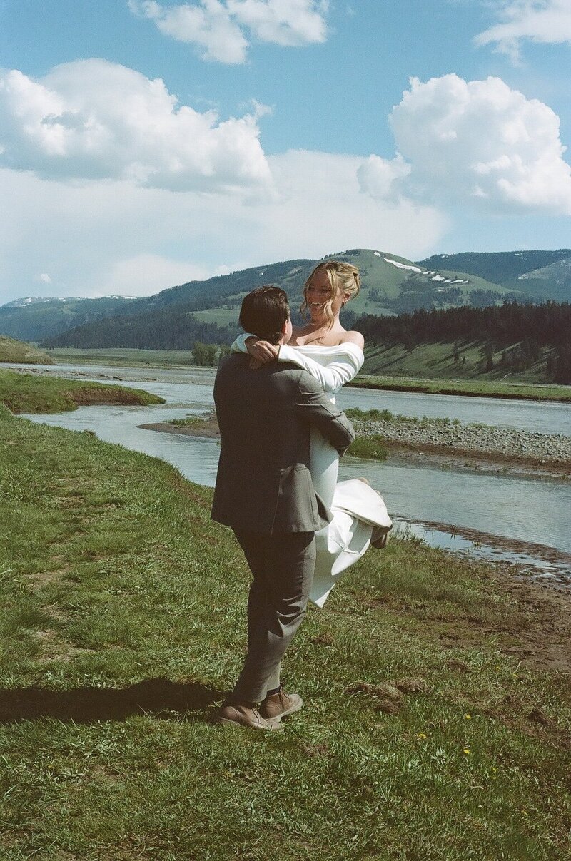 Yellowstone Number One Wedding Photographer -8