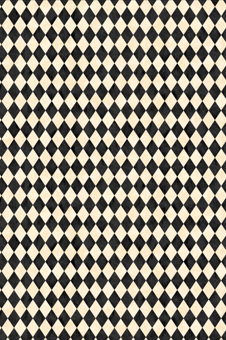 Repeating harlequin diamond pattern in beige and black, used as a brand texture for Darling Darlene’s visual identity.