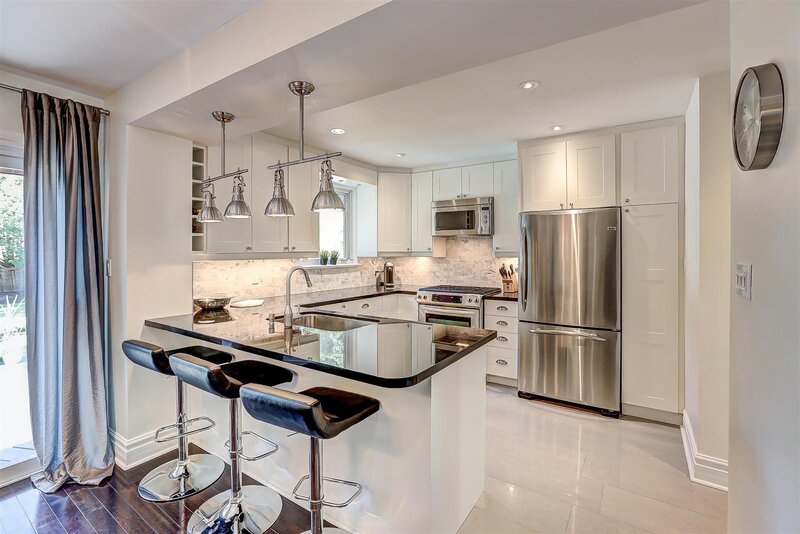 13-Kitchen-1