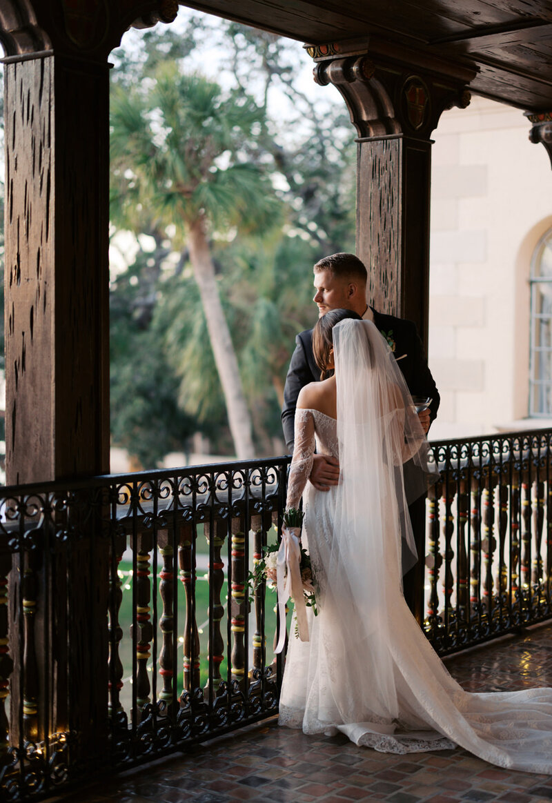 Bride and groom at The Powel Crosley Estate in Sarasota, Florida—capturing timeless romance and elegance at a historic waterfront wedding venue, planned by Watters & Co. Events.