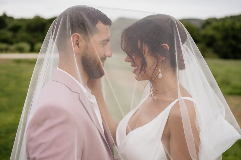 bride-haute-couture-with-white-orchi-bouquet