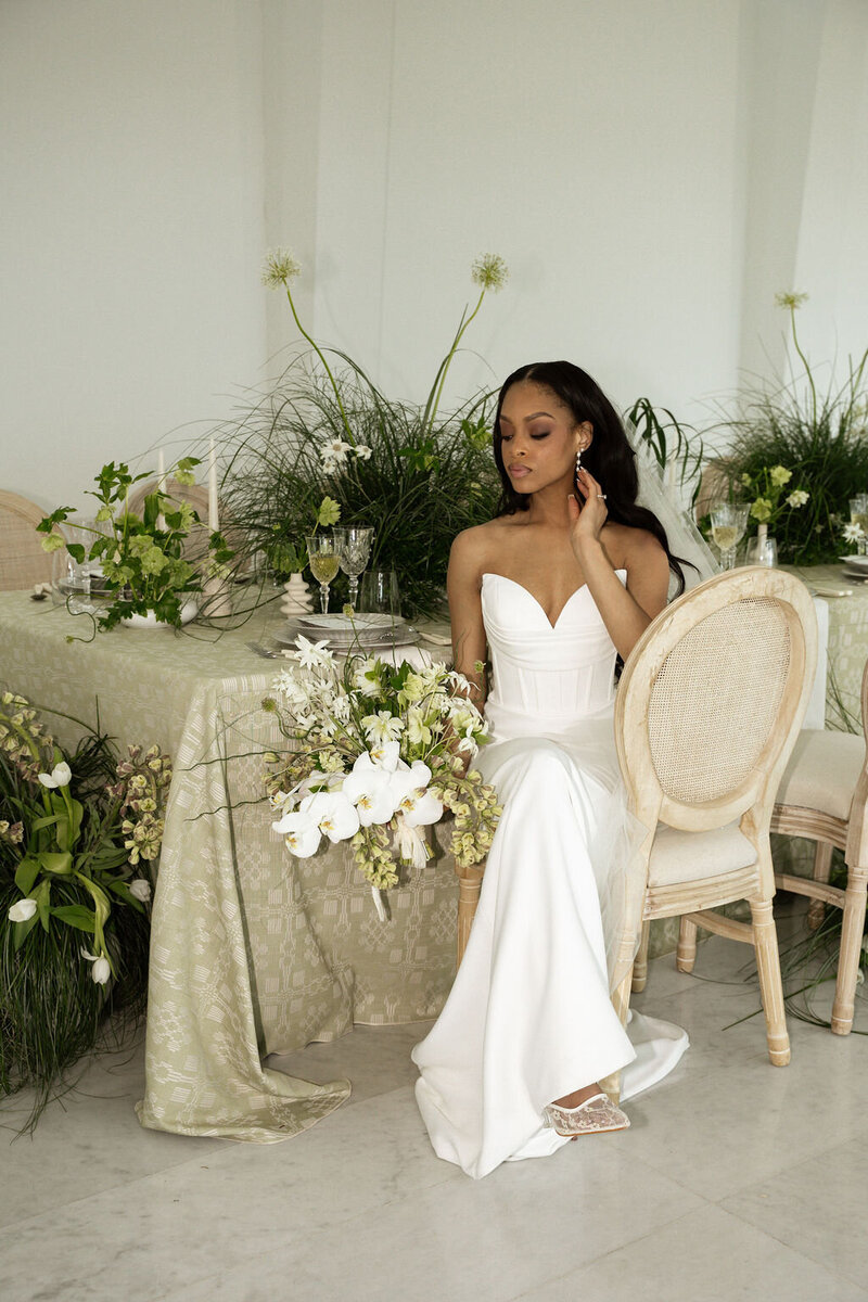 Bride at wedding reception at Milwaukee Art Museum
