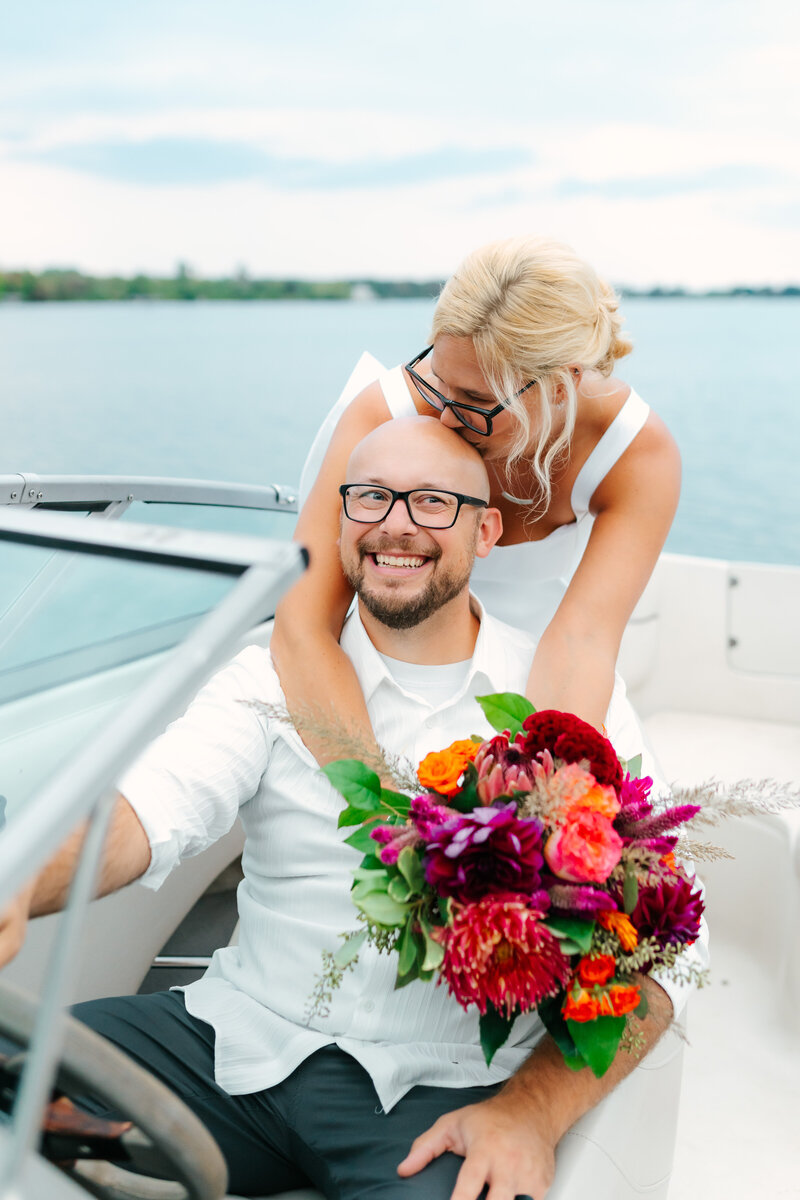 sneak-peeks-boat-elopement-styled-2-9