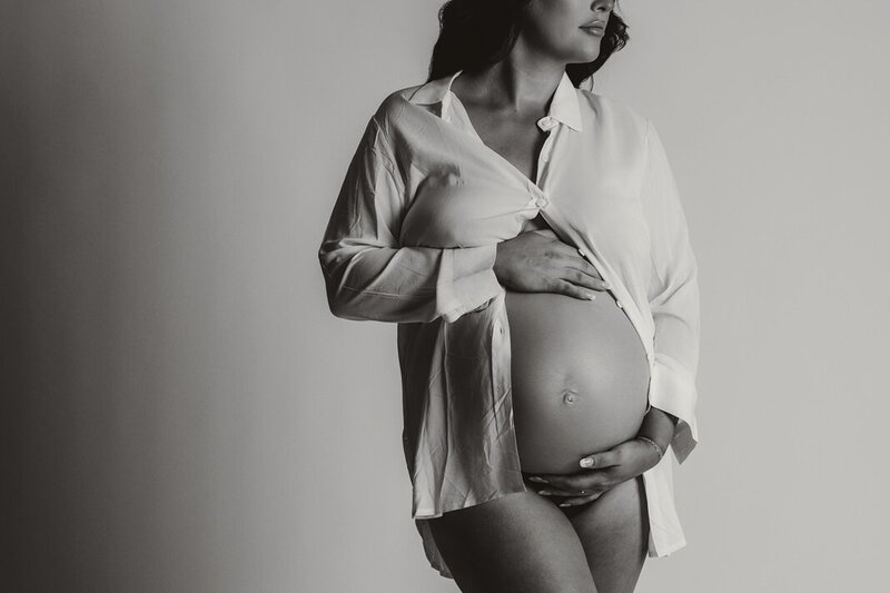 Milwaukee-Maternity-Boudoir