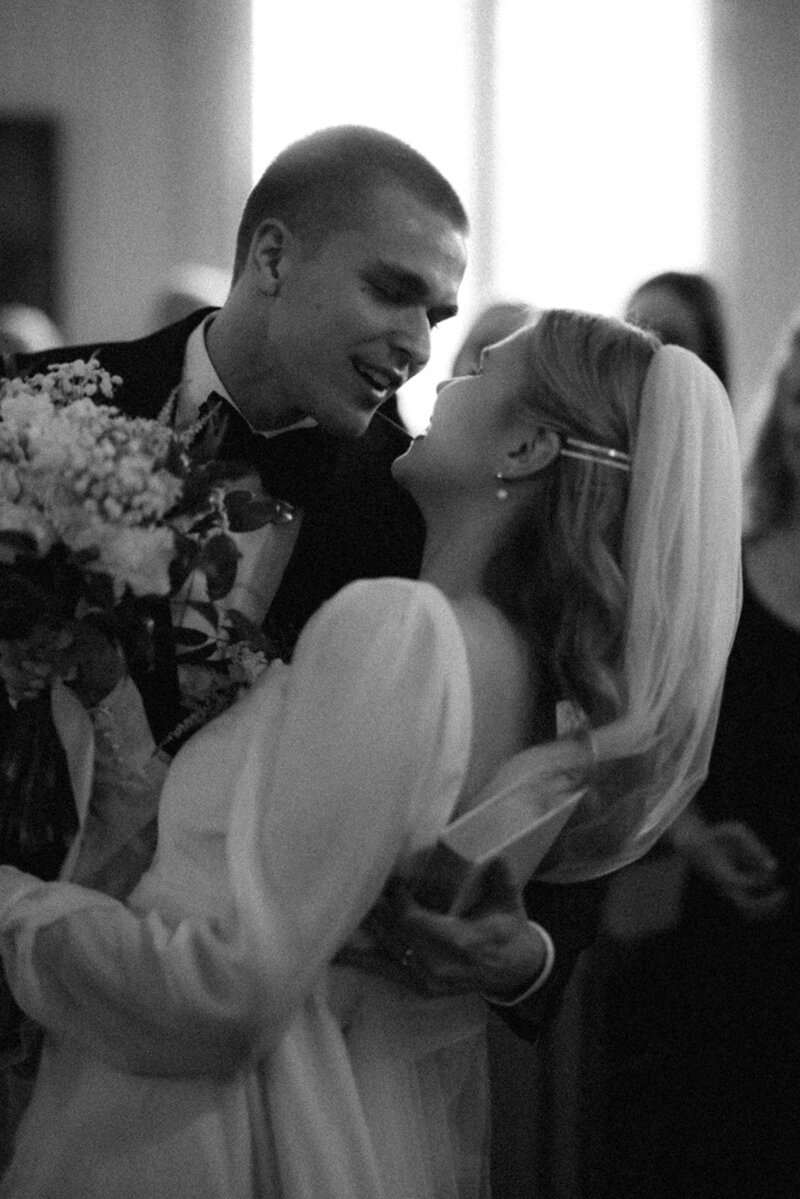 Wedding photograph of an intimate wedding ceremony by photographer Hannika Gabrielsson