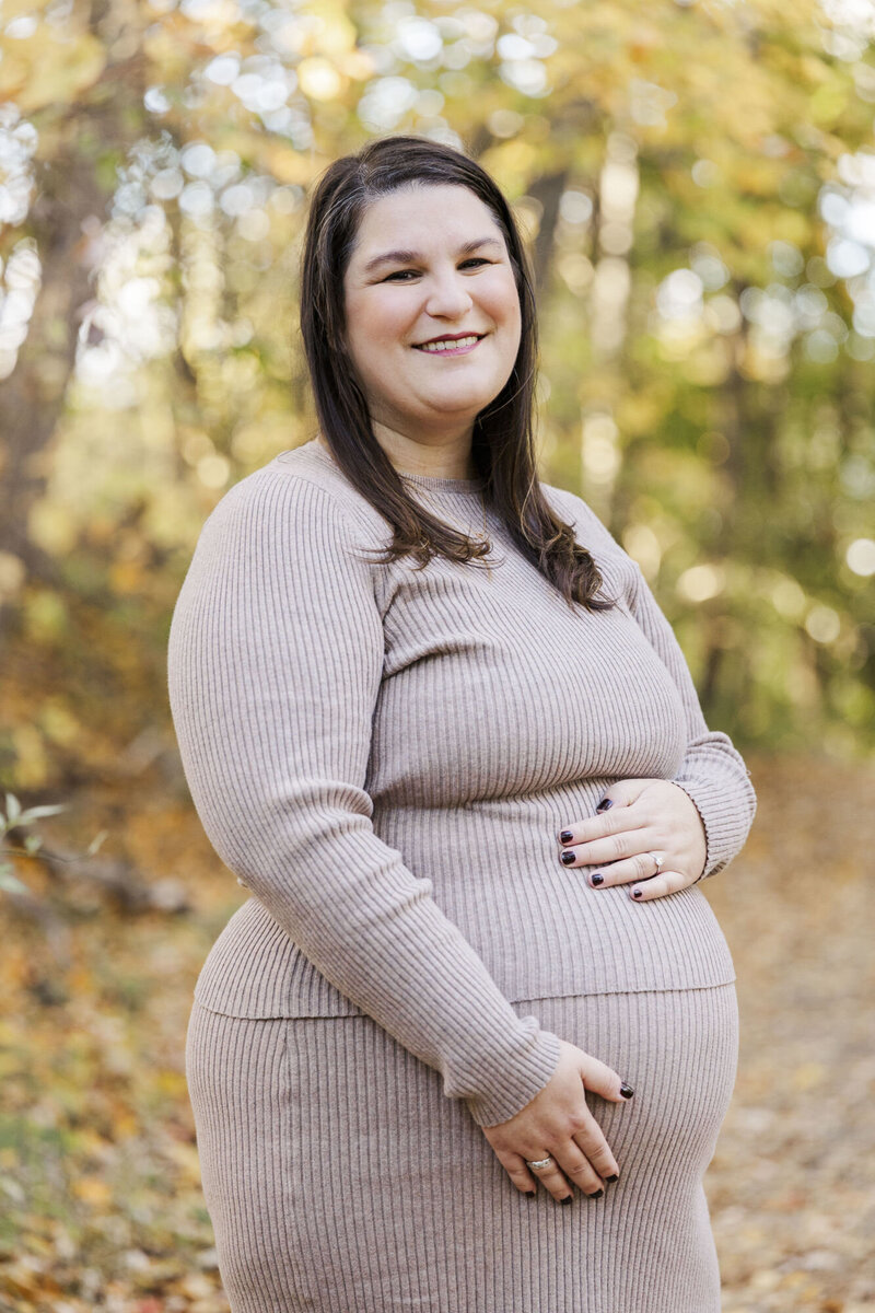 Authentic Hudson Valley maternity photos in Beacon with true to life color and emotion