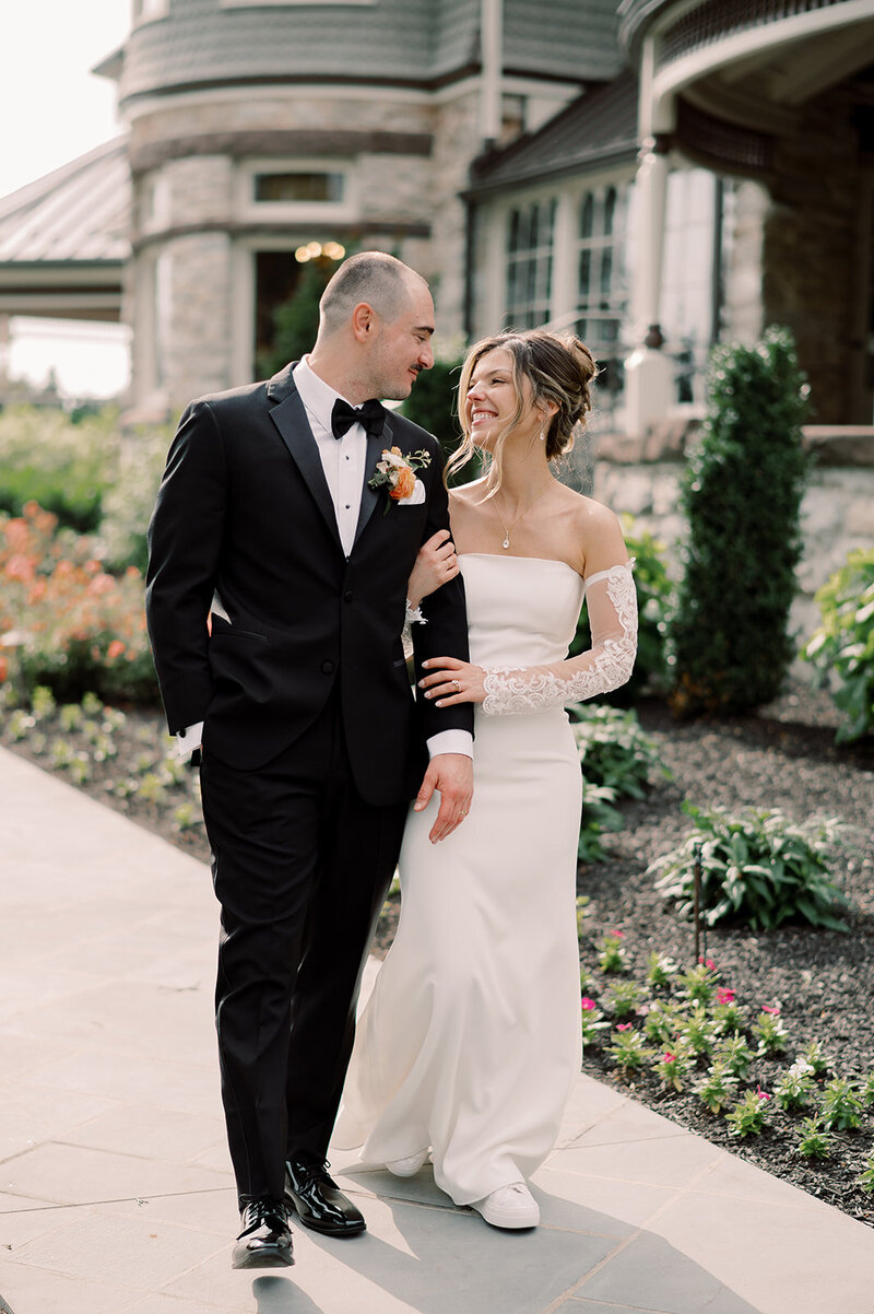 emily + alex - willows at ashcombe mansion wedding-974