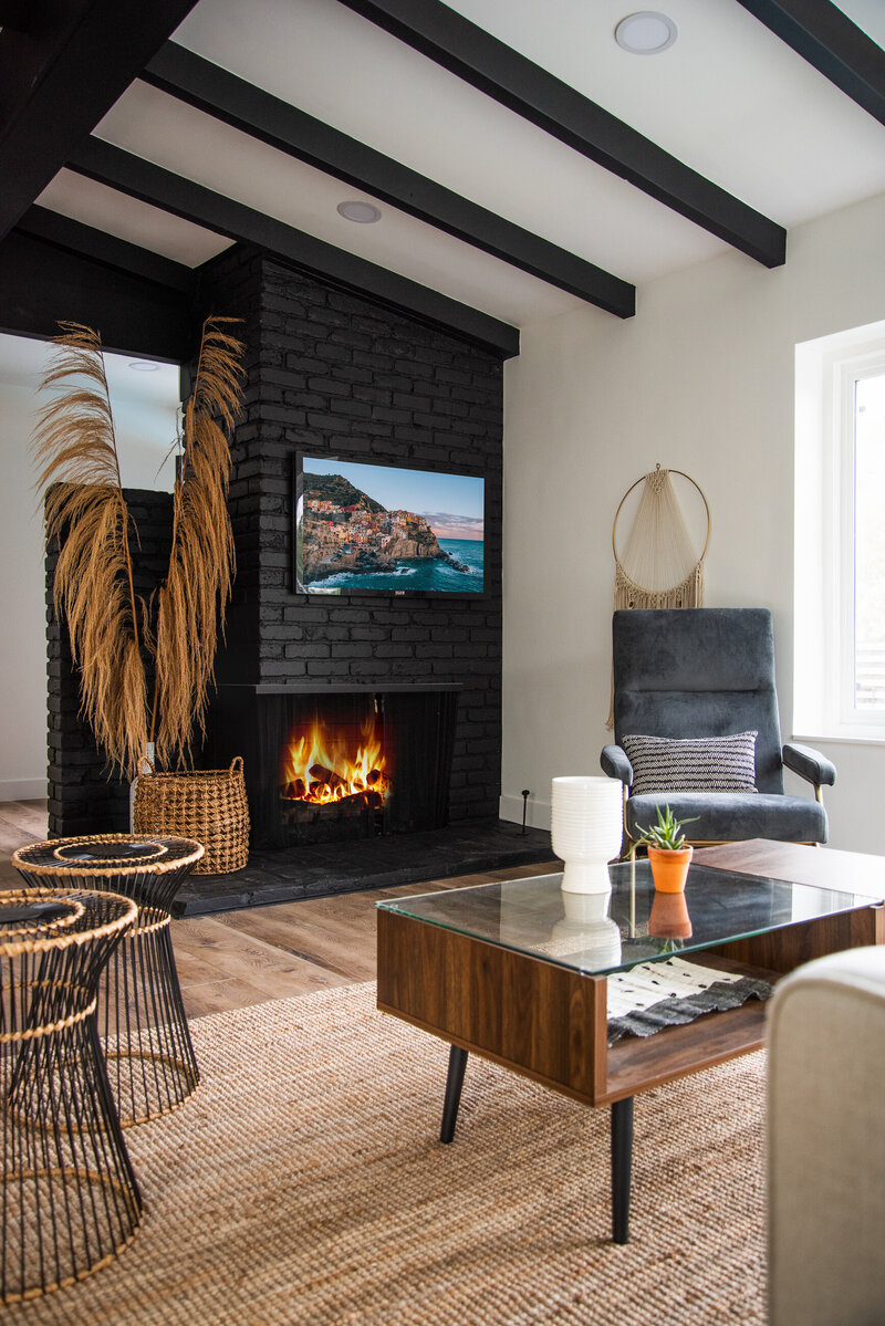 Modern fireplace living room