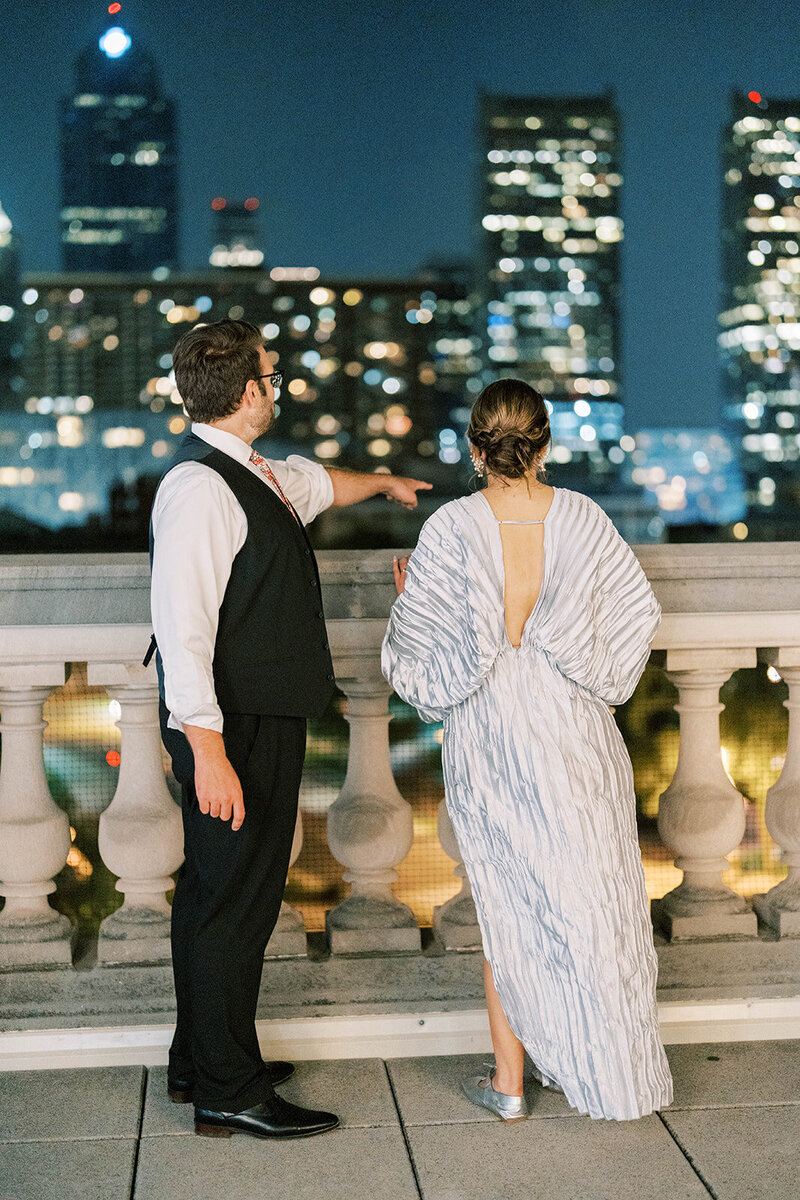 Contemporary, artful, and colorful fall wedding at a Historic Library with a Roof Terrace Overlooking the City with Shannon Wellington wedding planner and designer | The Free Library of Philadelphia | Philadelphia PA | Denise Marie Photography | Editorial Wedding Photographer based in Philadelphia PA