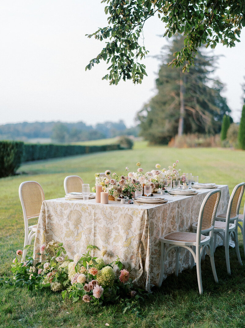 159_Kate Campbell Floral Harford Hill Farm Wedding Reception by Sarandon Smith photo