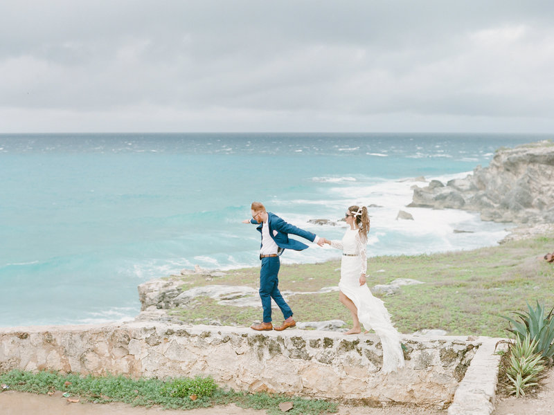 Isla-Mujeres-destination-wedding-bride-groom